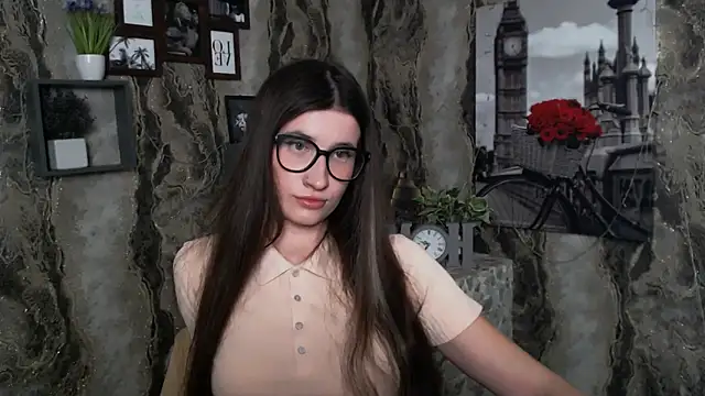 Snapshot of MaryEm976 chatting on 01-16-26, 07:40 MaryEm976 online show from 01-16-26, 07:40