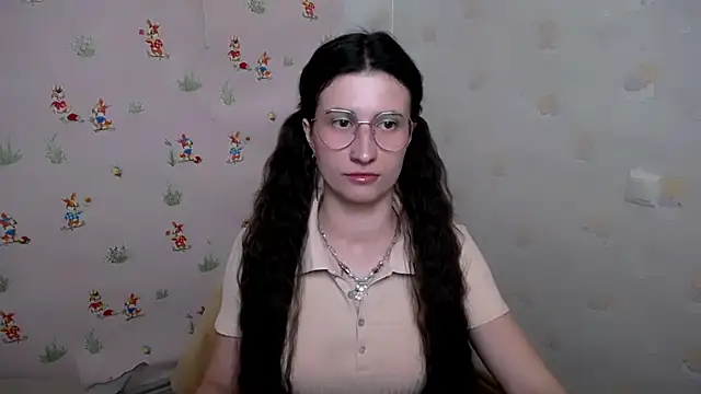 Snapshot of MaryEm976 chatting on 03-06-26, 09:39 MaryEm976 online show from 03-06-26, 09:39