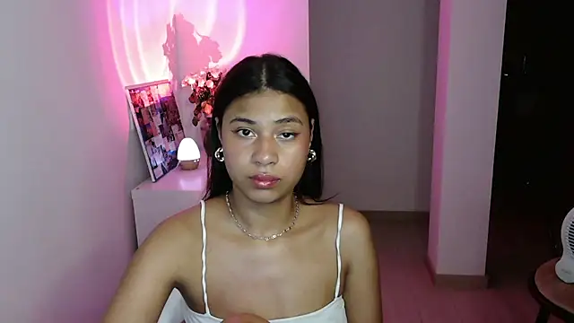 dark enchantress  online show from 01-11-25, 02:20