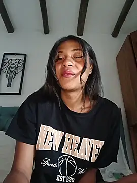 dark enchantress  online show from 10-08-25, 07:00