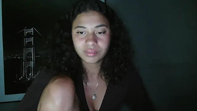 Snapshot of dark_enchantress_ chatting on 07-31-26, 11:48 dark enchantress online show from 07-31-26, 11:48