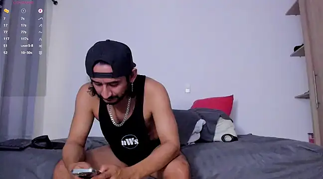 Cloudy pigDude online show from 02-24-25, 01:21