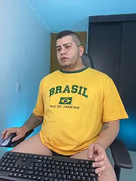 Thomas chubbyxhot online show from 11-08-25, 03:18