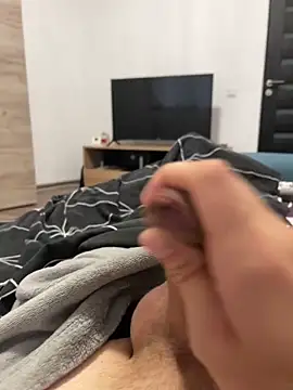 Snapshot of LoudPony chatting on 10-11-25, 06:01 LoudPony online show from 10-11-25, 06:01