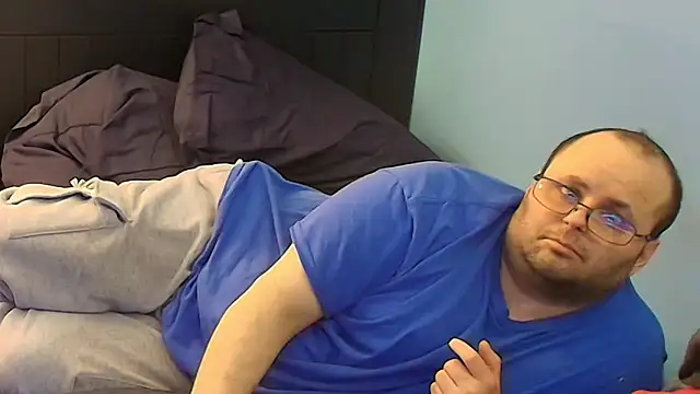 Snapshot of lefty15242 chatting on 03-18-25, 02:58 lefty15242 online show from 03-18-25, 02:58