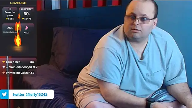 Snapshot of lefty15242 chatting on 09-09-25, 04:56 lefty15242 online show from 09-09-25, 04:56