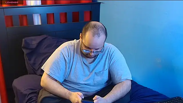 Snapshot of lefty15242 chatting on 10-14-25, 05:30 lefty15242 online show from 10-14-25, 05:30