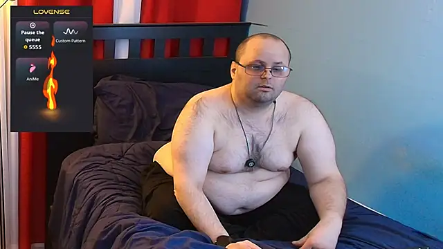 Snapshot of lefty15242 chatting on 12-23-25, 04:43 lefty15242 online show from 12-23-25, 04:43