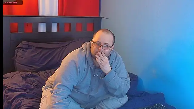 Snapshot of lefty15242 chatting on 03-05-26, 06:31 lefty15242 online show from 03-05-26, 06:31