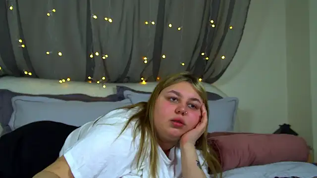 LillianKim online show from 12-01-25, 07:24