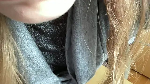 Mollyy998 online show from 11-08-25, 11:10