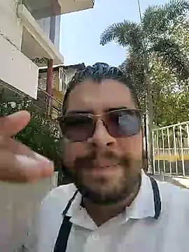 eljefe1119 online show from 02-26-25, 03:42