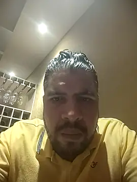 Snapshot of eljefe1119 chatting on 01-10-26, 08:16 eljefe1119 online show from 01-10-26, 08:16