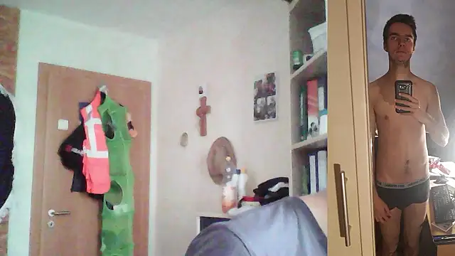 Snapshot of Chris23547 chatting on 01-15-26, 02:32 Chris23547 online show from 01-15-26, 02:32