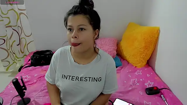 Snapshot of sweetnia chatting on 12-27-24, 09:43 sweetnia online show from 12-27-24, 09:43