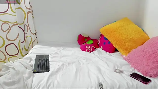 Snapshot of sweetnia chatting on 02-01-25, 01:41 sweetnia online show from 02-01-25, 01:41