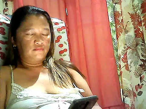 hott scarlett online show from 04-25-26, 01:41