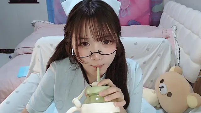 Snapshot of Sakura_Anne chatting on 02-20-25, 03:08 Sakura Anne online show from 02-20-25, 03:08