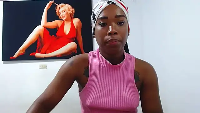 Snapshot of khendraDab chatting on 03-15-26, 01:33 khendraDab online show from 03-15-26, 01:33