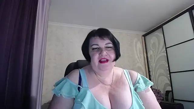 JuicyLady Di online show from 02-05-25, 03:20