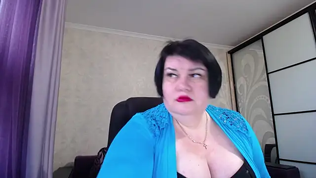 JuicyLady Di online show from 10-23-25, 05:07