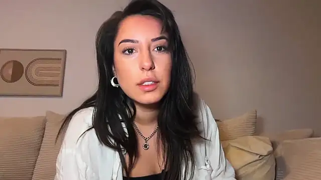 SissiVienna online show from 03-18-26, 08:45