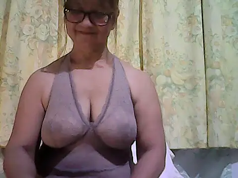 ScorpionLove12 online show from 12-17-25, 11:00