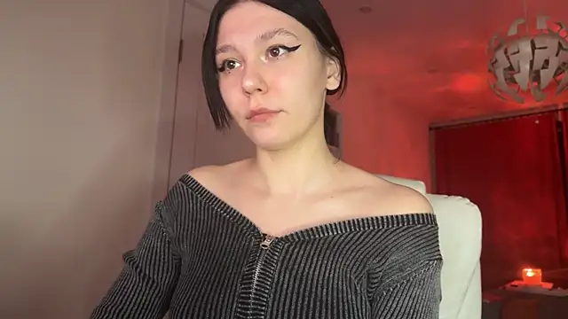 Snapshot of pinkdolly18 chatting on 03-11-25, 10:20 pinkdolly18 online show from 03-11-25, 10:20