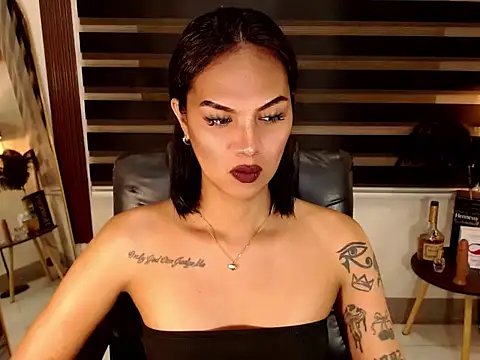 SarahAmber online show from 11-29-25, 10:07