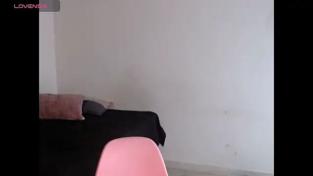 Snapshot of Corina_Ts chatting on 11-24-25, 11:54 Corina Ts online show from 11-24-25, 11:54