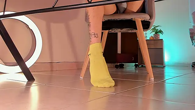 Snapshot of ArchieCollins chatting on 11-23-25, 04:23 ArchieCollins online show from 11-23-25, 04:23