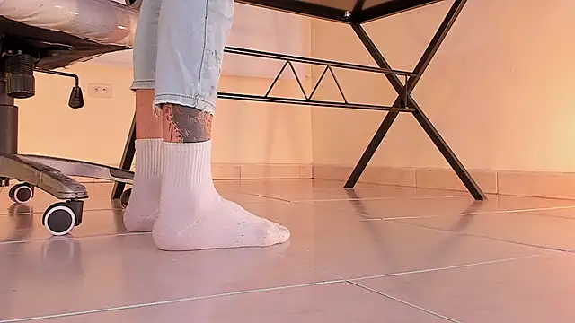 Snapshot of ArchieCollins chatting on 11-28-25, 09:39 ArchieCollins online show from 11-28-25, 09:39