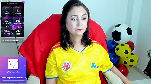 danielahot66 online show from 06-24-26, 05:06