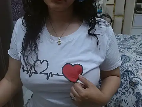 Lovelywife786 online show from 06-21-26, 10:51