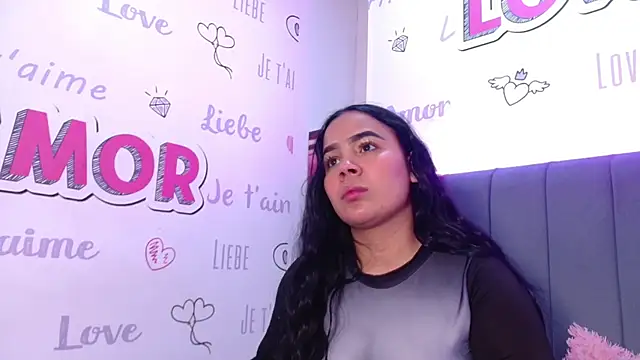 EmilyQueen3x online show from 11-22-25, 03:55