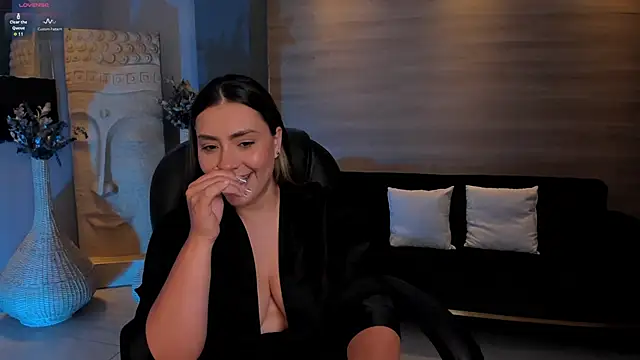 MartinnaBonnet online show from 02-01-25, 04:33