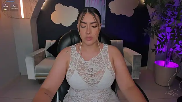 MartinnaBonnet online show from 02-04-25, 04:39