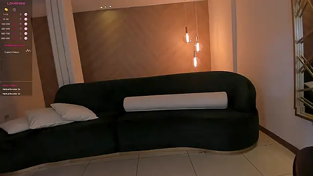 MartinnaBonnet online show from 02-19-25, 05:16