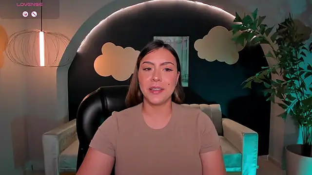 MartinnaBonnet online show from 03-10-25, 04:57