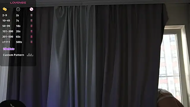 Snapshot of Just_alice chatting on 03-19-25, 11:17 Just alice online show from 03-19-25, 11:17