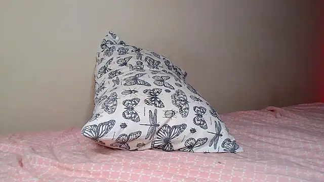 Snapshot of Just_alice chatting on 10-02-25, 05:42 Just alice online show from 10-02-25, 05:42