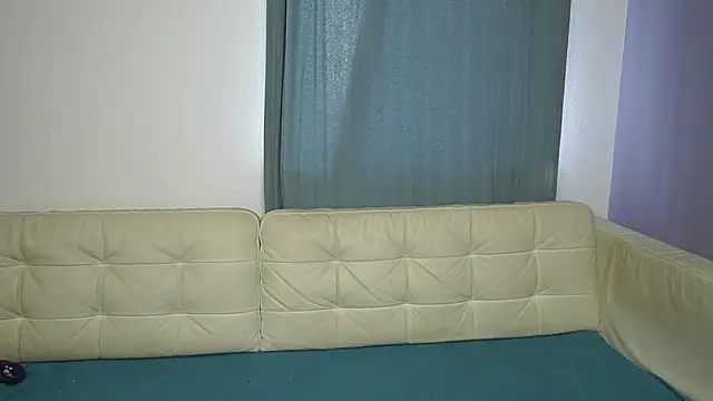 Snapshot of Just_alice chatting on 10-31-25, 12:28 Just alice online show from 10-31-25, 12:28