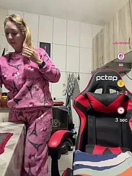 RAIRAsexy online show from 07-18-26, 08:29