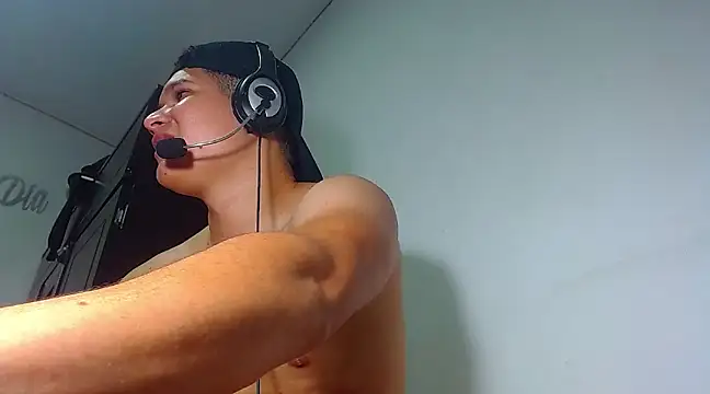 PhoenixGnz online show from 03-09-25, 06:32