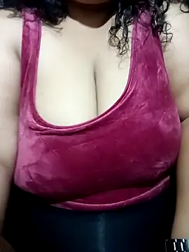 Snapshot of Pyarimoto chatting on 04-03-26, 07:12 Pyarimoto online show from 04-03-26, 07:12