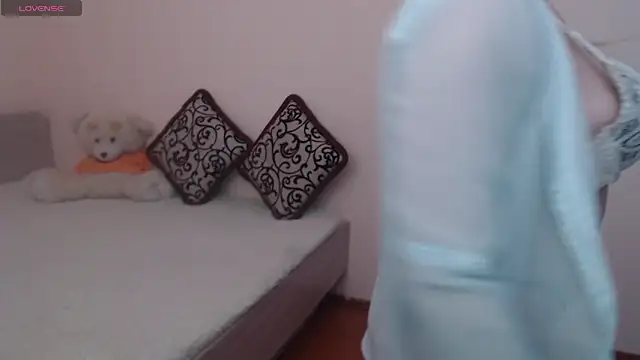 MargotLot online show from 01-25-25, 07:28