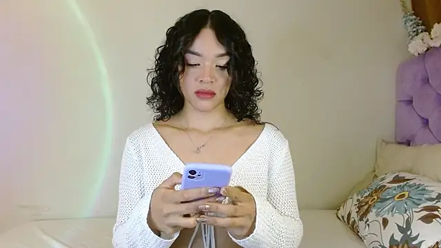 kiarablue online show from 06-23-26, 12:52