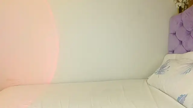 kiarablue online show from 07-08-26, 11:42