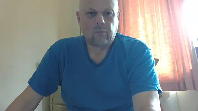 Snapshot of DaddyCumBumZA chatting on 01-03-25, 08:54 DaddyCumBumZA online show from 01-03-25, 08:54