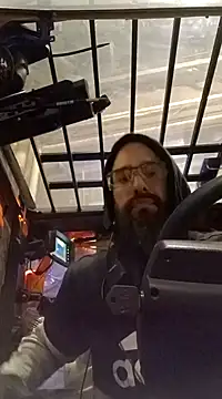 Snapshot of mak_bain chatting on 12-10-24, 02:27 mak bain online show from 12-10-24, 02:27